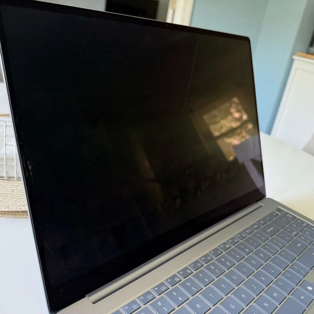 Samsung Galaxy Book 4 Edge 16”